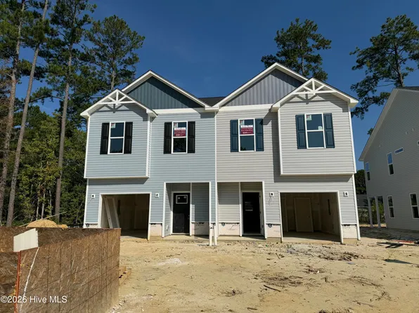 101 Chestnut Hill Dr, Midway Park, NC 28544