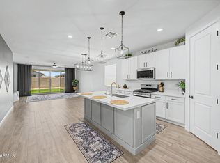 11236 E UPTON Avenue, Mesa, AZ 85212