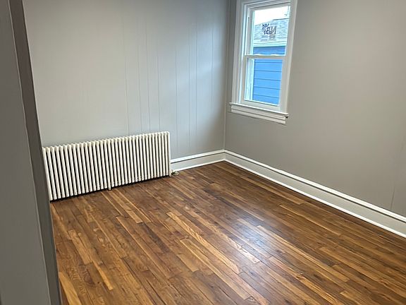 5th image of 66 Grove St