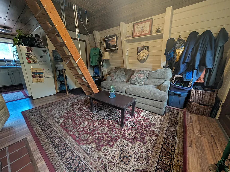 1882 Florida Rd — Photo 4