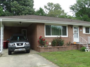 1202 Oakwood Dr, Colonial Heights, VA 23834