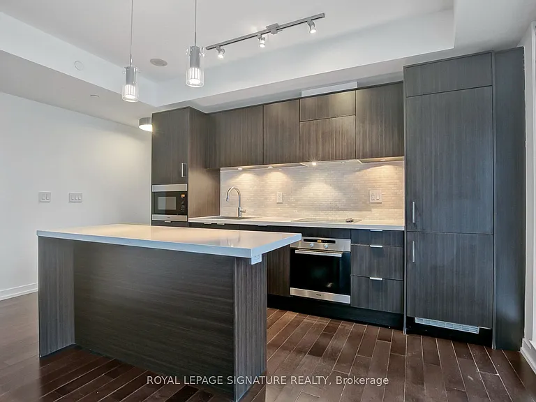 21 Widmer St #1111 — Photo 12