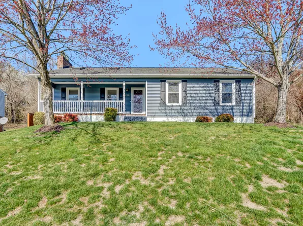 230 Craig Ave, Vinton, VA 24179