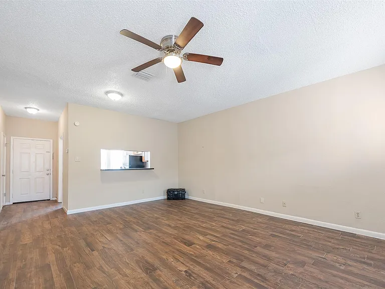 12400 Brookglade Cir #15 — Photo 10