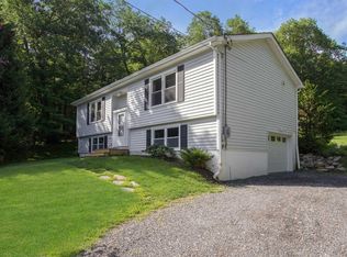 149 W Hook Rd, Hopewell Junction, NY 12533