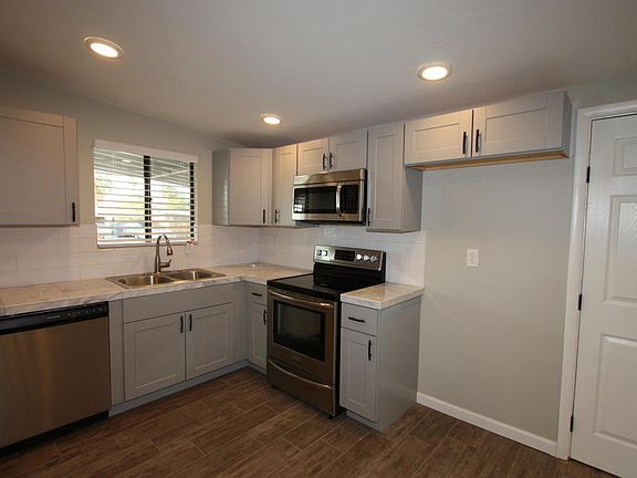 3rd image of 7320 E Calle Lugo