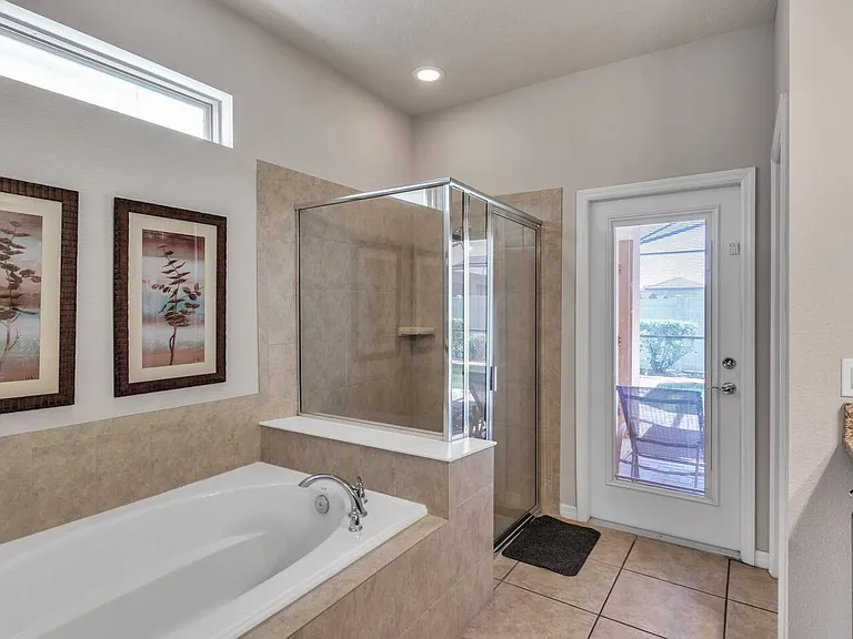8916 Rhodes St — Photo 9