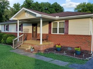 122 Tug River Rd, Louisa, KY 41230