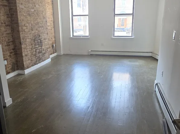 400 Stanhope Street image 1 of 4