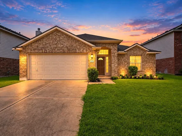 18126 Brightwood Park Ln, Richmond, TX 77407
