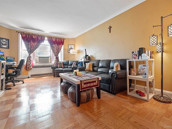 4th image of 84-49 168th Street #2U