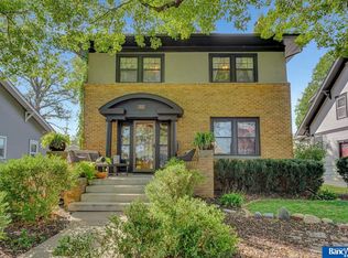 2103 Ryons St, Lincoln, NE 68502