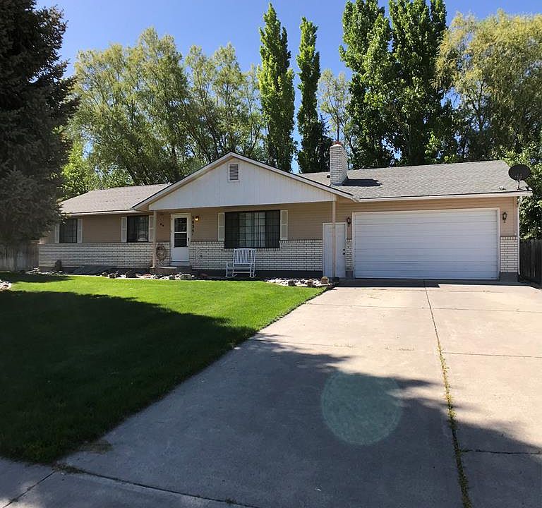 1st image of 2835 Paron Ln