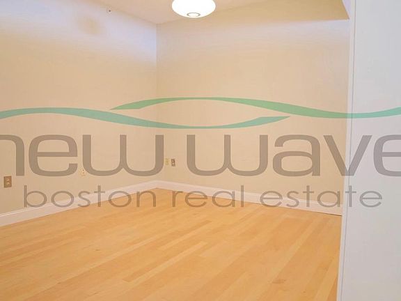3rd image of 1313 Washington St APT 217