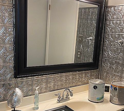 4th image of 125 Carl Dr APT 7