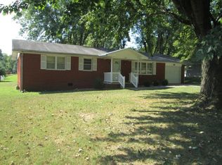 225 Eastview Dr, Madisonville, KY 42431
