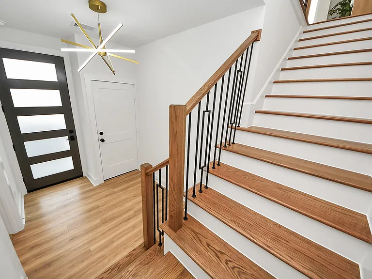 2426 Ella Blvd — Photo 8