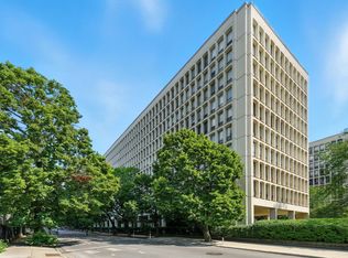 1400 E 55th Pl APT 908S, Chicago, IL