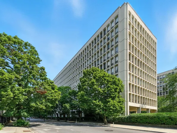 1400 E 55th Pl APT 908S, Chicago, IL 60637