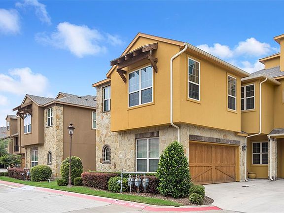 4th image of 2650 Venice Dr Unit 6