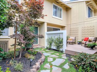 720 Augusta Dr, Moraga, CA 94556
