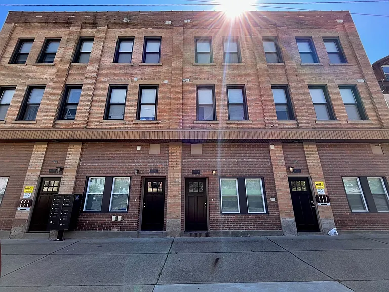 4028 Liberty Ave #4 — Photo 14