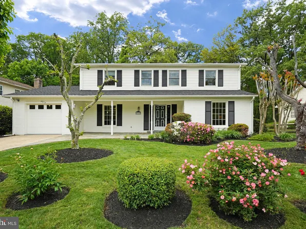 4312 Dahill Pl, Alexandria, VA 22312