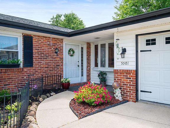 3rd image of 5501 W County Road 350 N