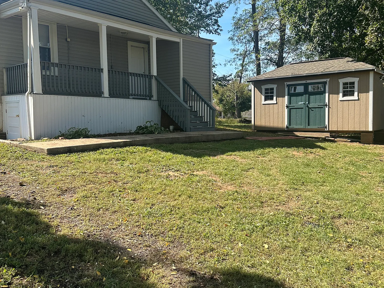 3 bed, 840 sqft, $1,500 — Photo 2