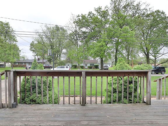 3rd image of 2433 Chinquo St