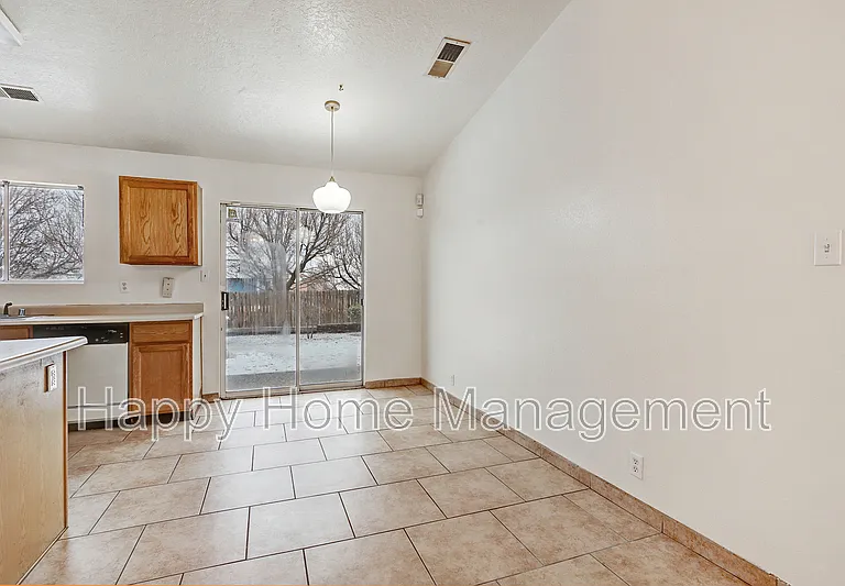1312 Quartz Dr SW — Photo 6
