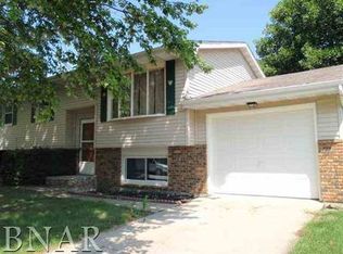 1816 Truman Dr, Normal, IL 61761