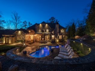 700 Londonberry Rd NW, Sandy Springs, GA 30327