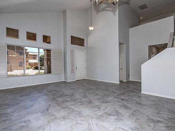 3rd image of 6817 W Cottontail Ln