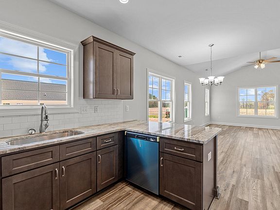 4th image of 66 Ravenwind Ln