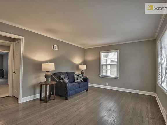 5th image of 7342 Arleta Blvd