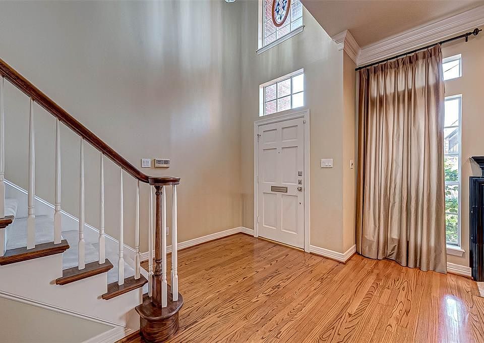 2001 Nantucket Dr #C, Houston, TX 77057 | Zillow