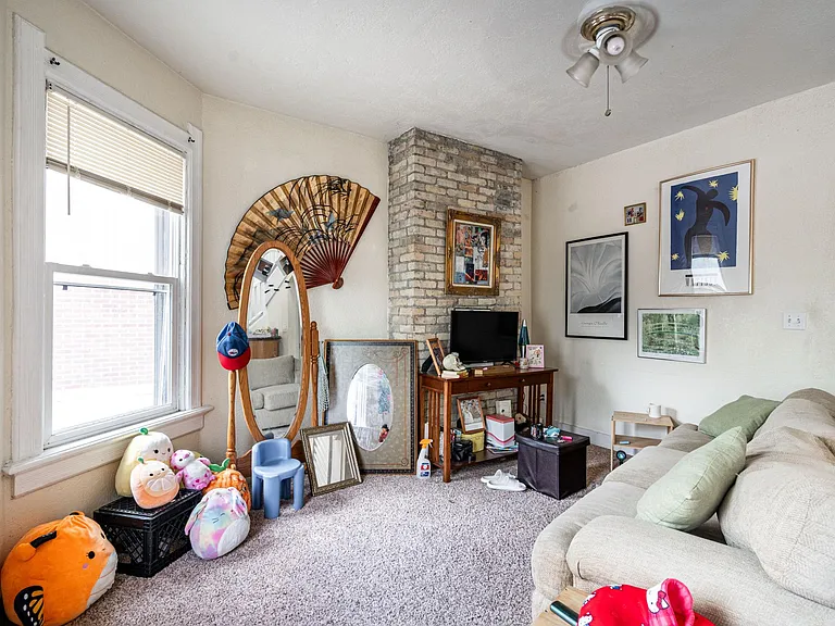 1627 N Farwell Ave #C — Photo 8