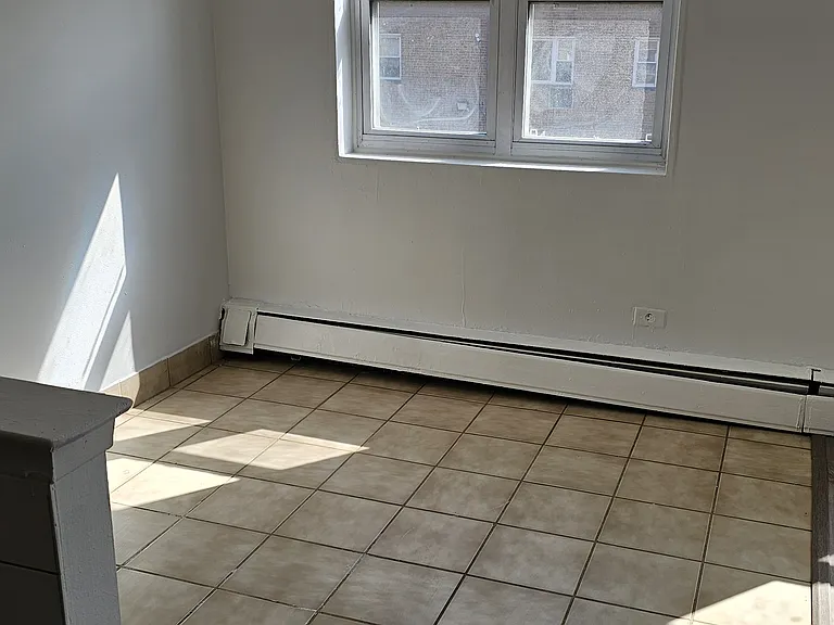 2025 W Granville Ave #305 — Photo 7