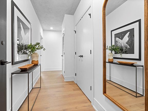 3rd image of 234 W Polk St #3612