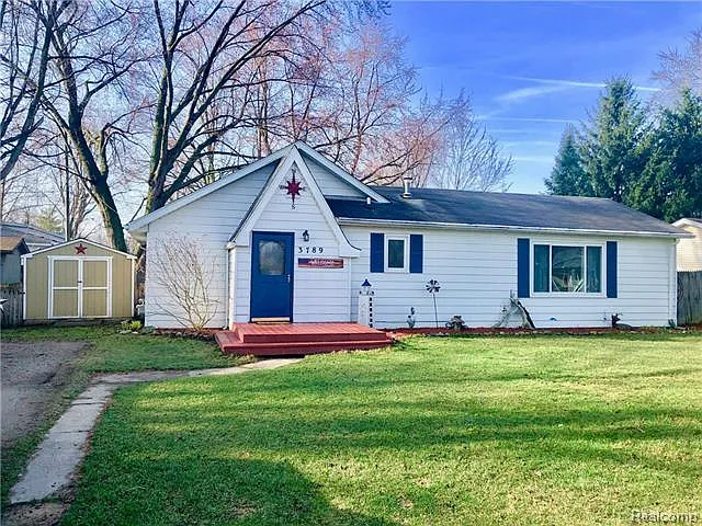 3789 Pine Rd photo 1