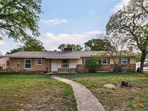 1003 W Bluebonnet Dr, San Marcos, TX 78666