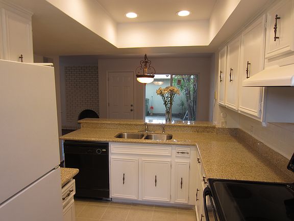 4th image of 4309 Vintage Way