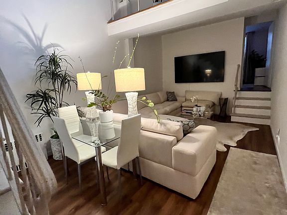 3rd image of 319 E 53rd St #6E