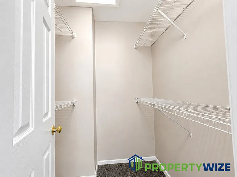 7646 Oldfield Ln — Photo 17