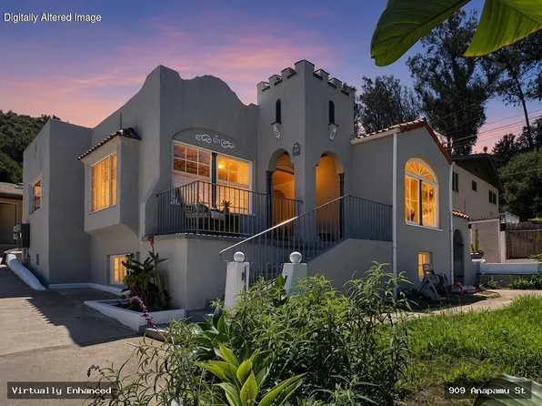 909 W Anapamu St, Santa Barbara, CA 93101