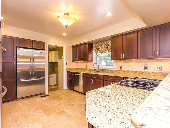 2nd image of 2265 Trant Lake Dr