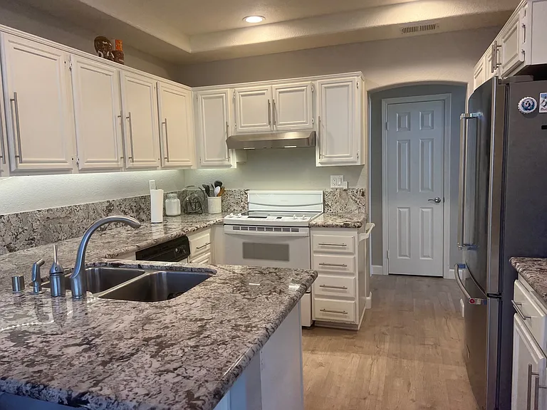 29601 Circle R Greens Dr — Photo 2