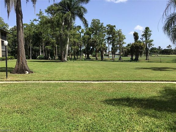 5th image of 85 Saint Andrews Blvd #C-305
