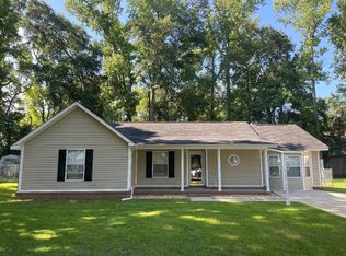 903 Agutha Dr, Dothan, AL 36301